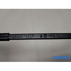 Renault - Captur - Front wiper arm