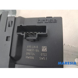 Renault - Scenic - Rear door window mechanism 4-door, left