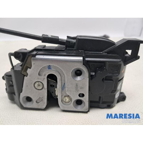 Renault - Scenic - Serrure portière mécanique 4portes arrière droite