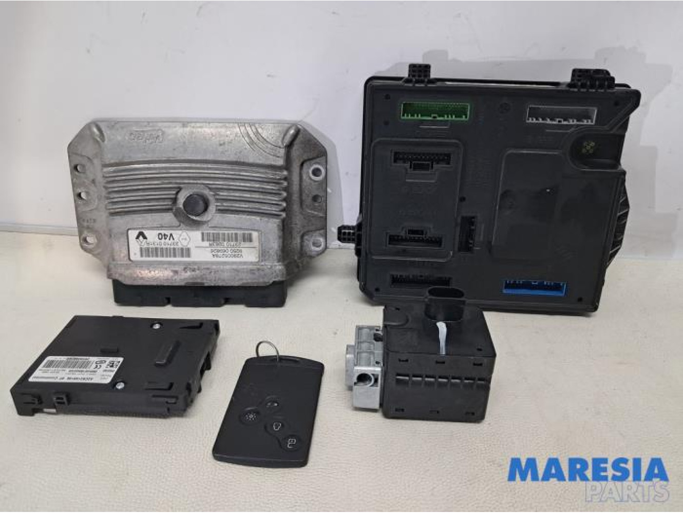 Renault - Scenic - Ordinateur gestion moteur