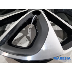 Renault - Megane - Wheel