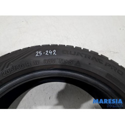 Renault - Megane - Pneu