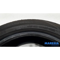 Renault - Megane - Pneu