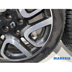 Renault - Captur - Sportvelgenset + banden