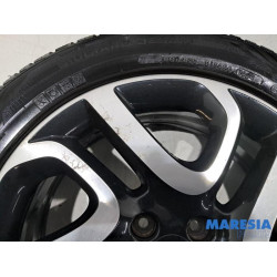 Renault - Captur - Sportvelgenset + banden