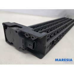 Renault - Megane - Air funnel