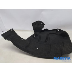 Renault - Scenic - Passage de roue