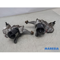 Renault - Scenic - Scheibenwischermotor vorne