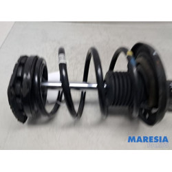 Renault - Scenic - Stoßdämpferstrebe links vorne