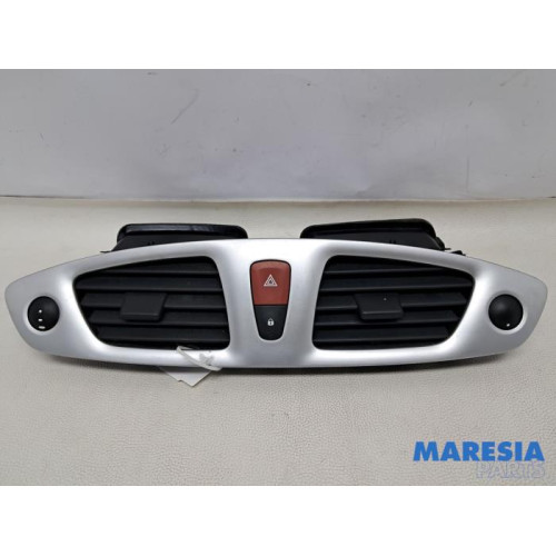 Renault - Scenic - Grille aération tableau de bord
