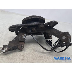 Fiat - 500 - Knuckle, front right