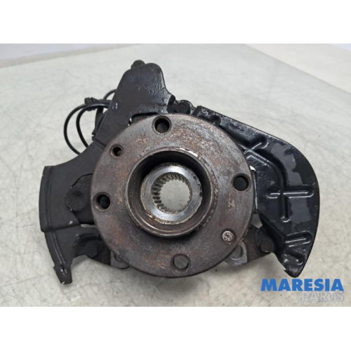 Fiat - 500 - Knuckle, front right