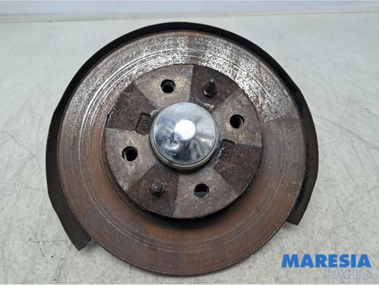 Fiat - 500 - Achsschenkel rechts hinten