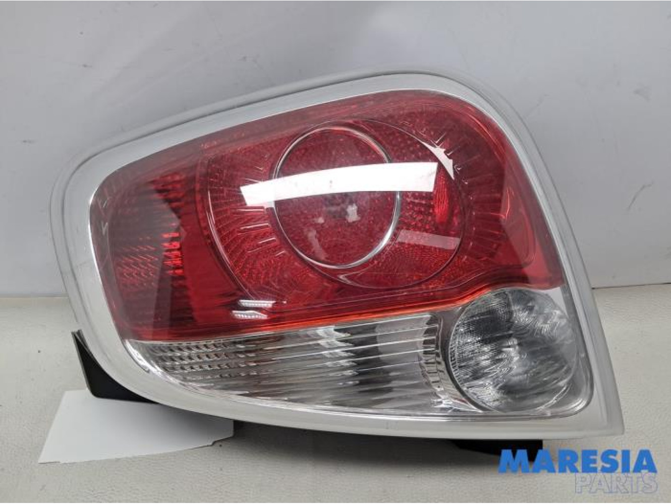 Fiat - 500 - Taillight, right