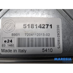 Fiat - 500 - Radio versterker