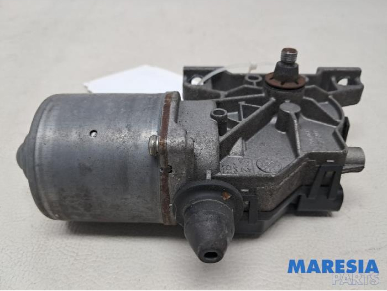 Fiat - 500 - Scheibenwischermotor vorne