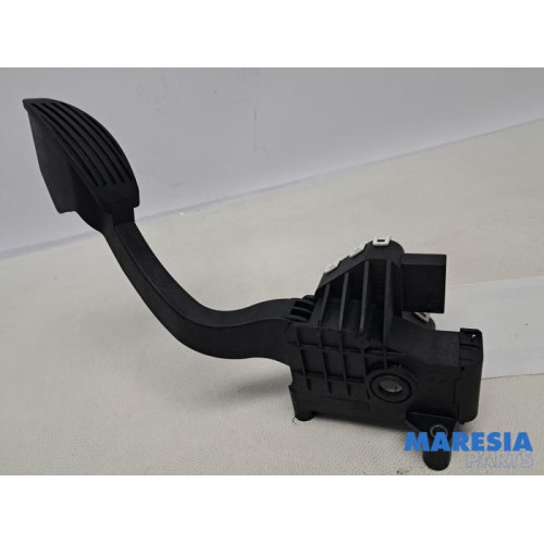 Fiat - 500 - Gaspedal