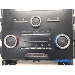 Renault - Megane - Display Interieur