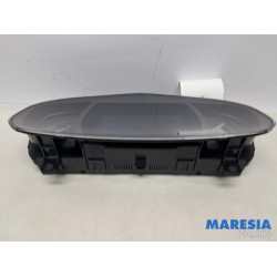 Renault - Megane - Instrument panel