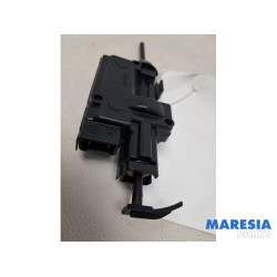 Renault - Megane - Tankklappe Verriegelungsmotor