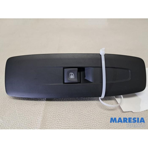 Renault - Megane - Elektrisch Raam Schakelaar