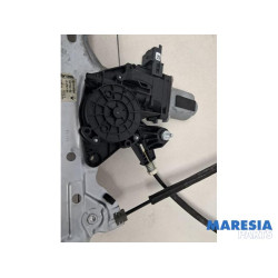 Renault - Megane - Ruitmechaniek 4Deurs links-voor