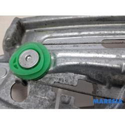 Renault - Megane - Mécanique vitre 4portes arrière droite