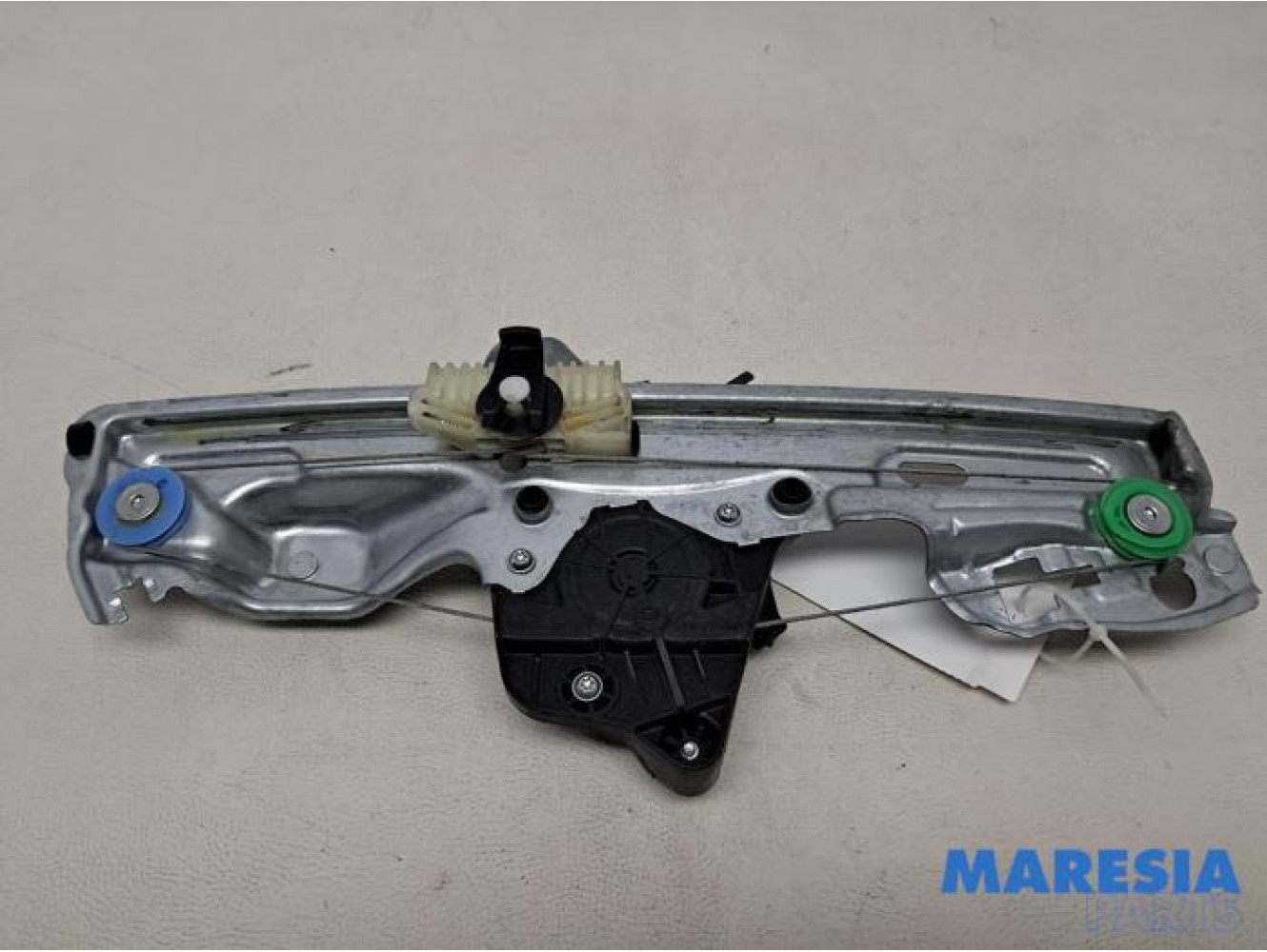Renault - Megane - Rear door window mechanism 4-door, left