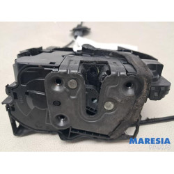 Renault - Megane - Front door lock mechanism 4-door, right