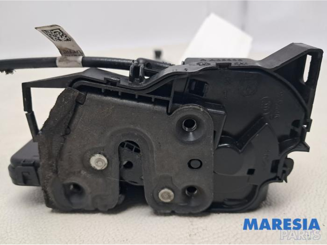 Renault - Megane - Front door lock mechanism 4-door, right