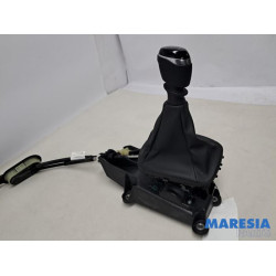 Renault - Megane - Gear stick