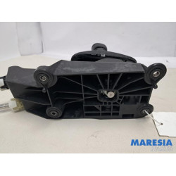 Renault - Megane - Gear stick