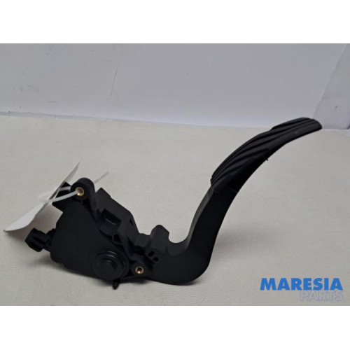 Renault - Megane - Gaspedaal