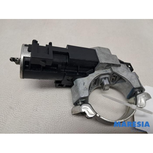 Renault - Megane - Kontaktslot+Sleutel