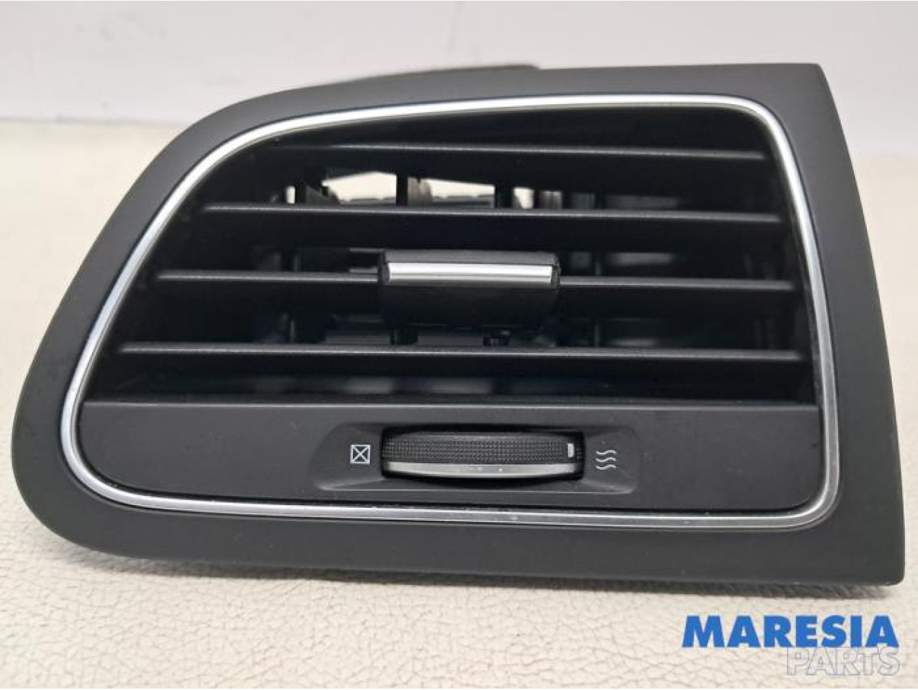 Renault - Megane - Luchtrooster Dashboard