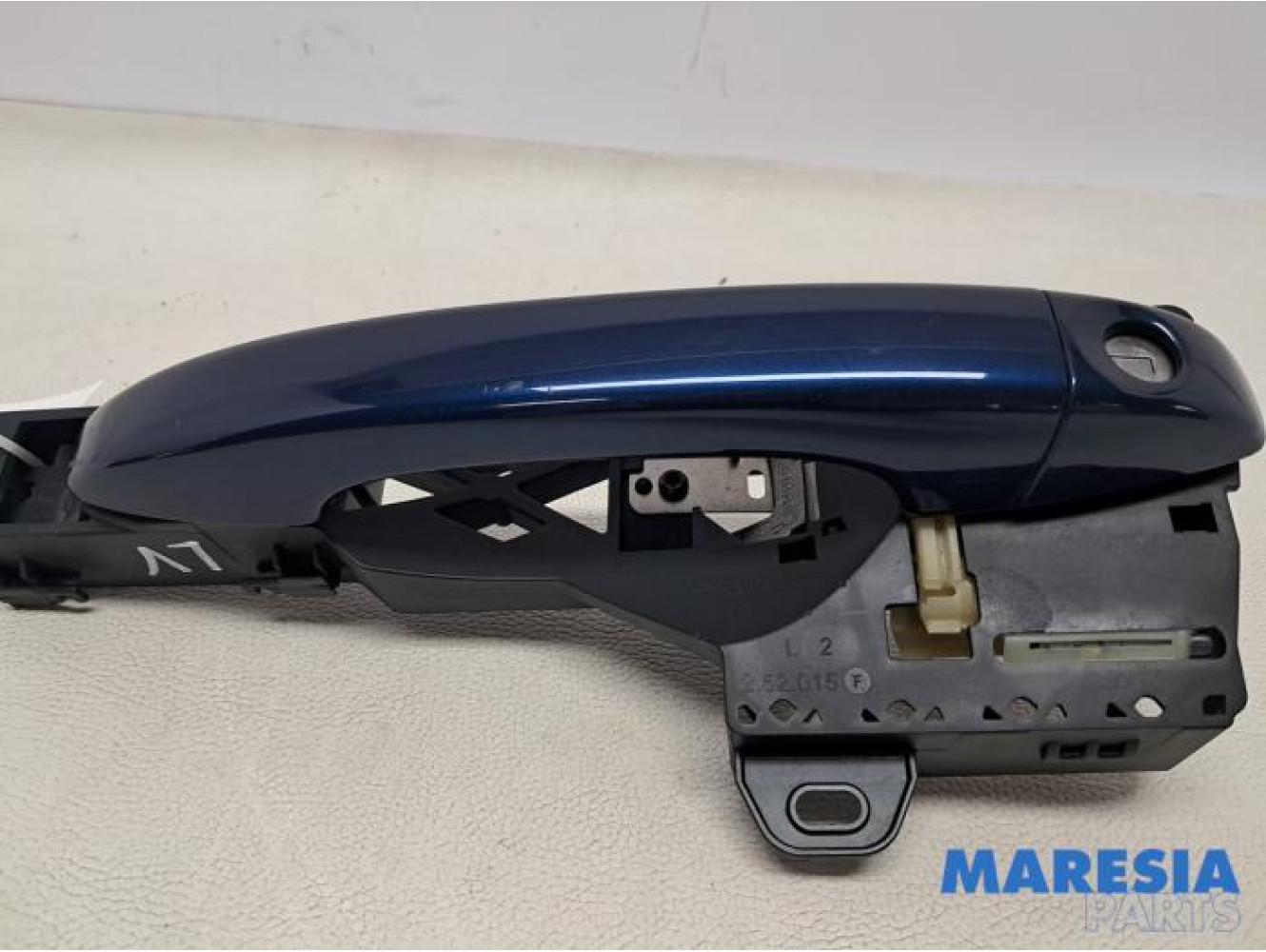 Renault - Megane - Türgriff 4-türig links vorne