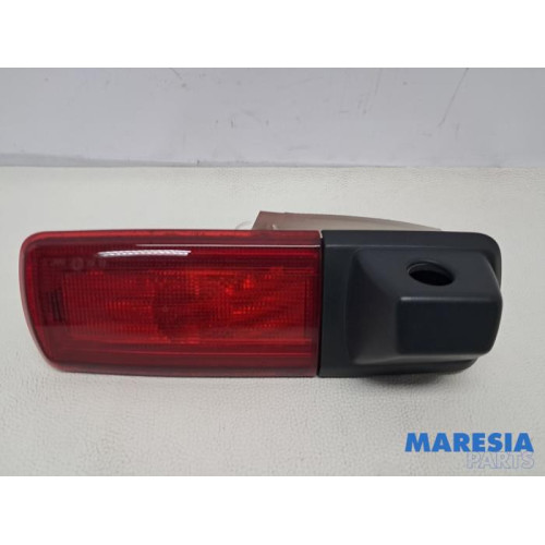 Renault - Trafic - Feu de freinage supplémentaire centre