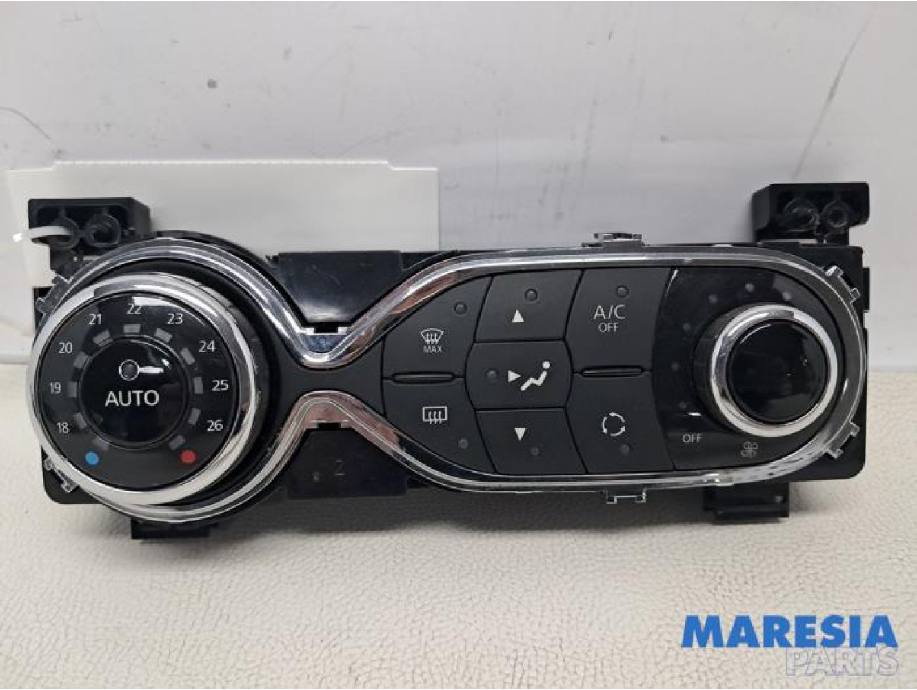 Renault - Trafic - Kachel Bedieningspaneel