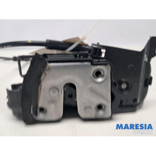 Renault - Trafic - Door lock mechanism 2-door, right