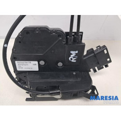 Renault - Trafic - Sliding door lock mechanism, right