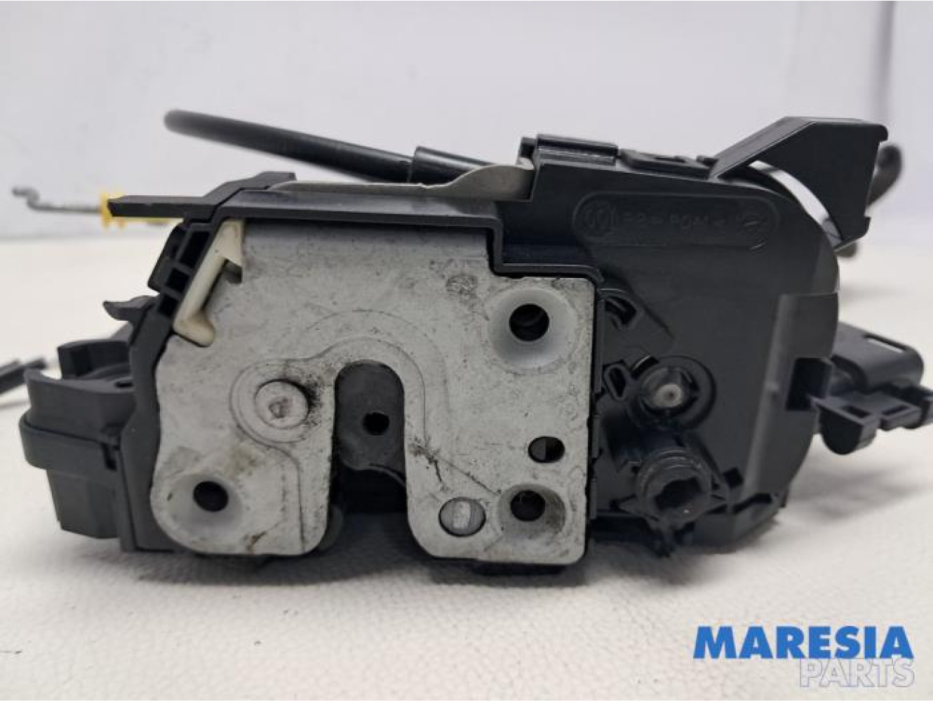 Renault - Trafic - Sliding door lock mechanism, right