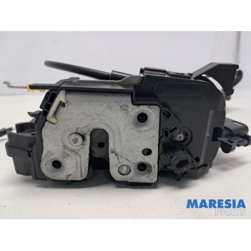 Renault - Trafic - Sliding door lock mechanism, right