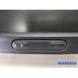 Renault - Trafic - Radio