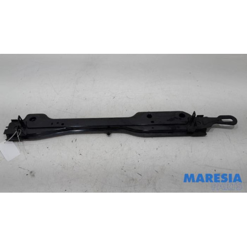 Renault - Megane - Radiateurbalk