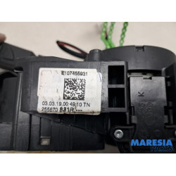 Renault - Trafic - Combischakelaar Stuurkolom