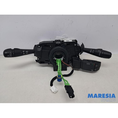 Renault - Trafic - Steering column stalk