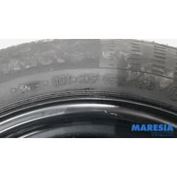 Renault - Megane - Krikset + reservewiel