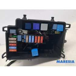 Renault - Trafic - Zekeringkast