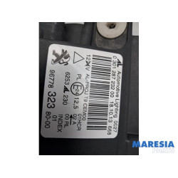 Peugeot - 308 - Headlight, right