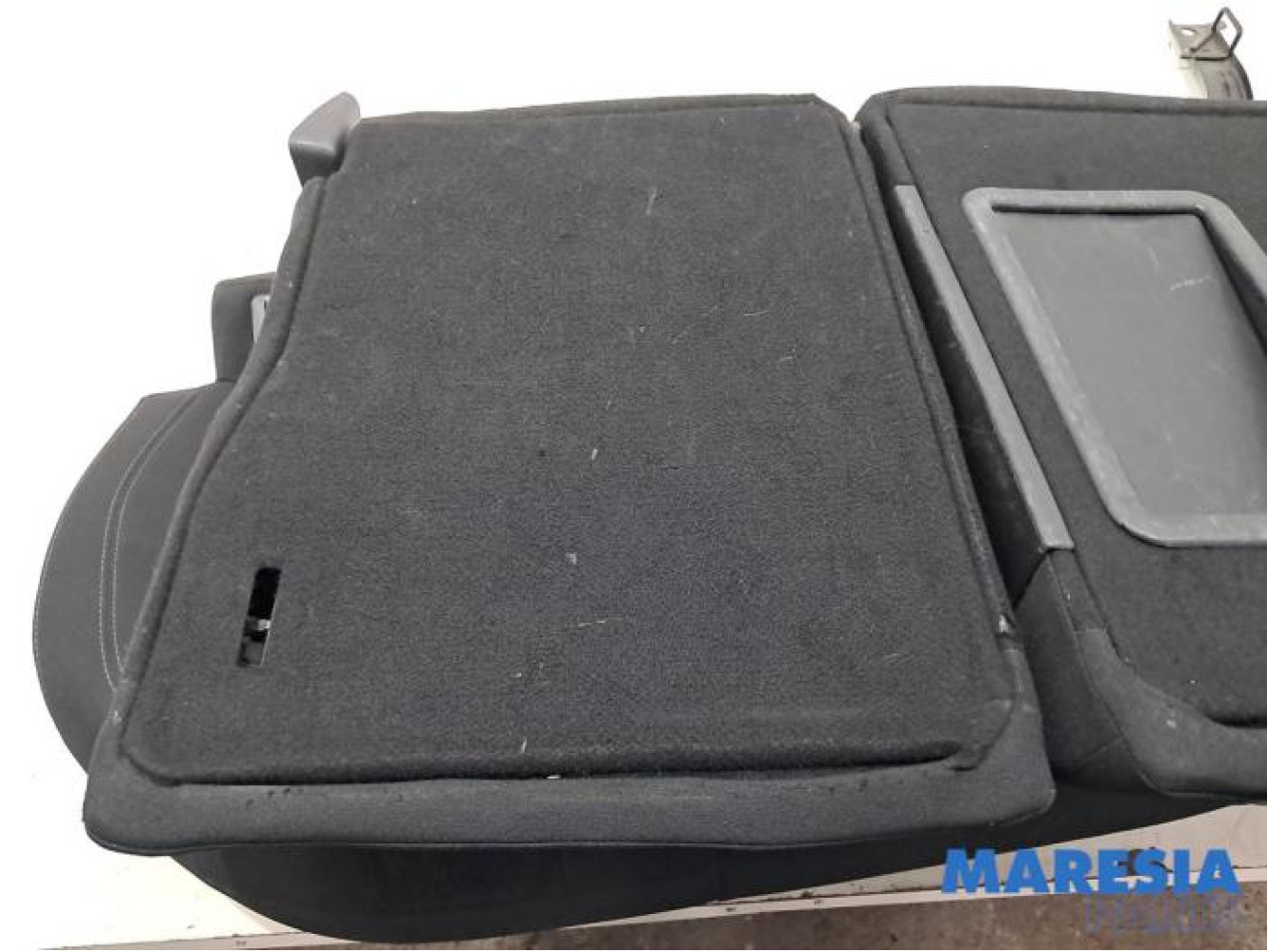 Peugeot - 308 - Rear bench seat